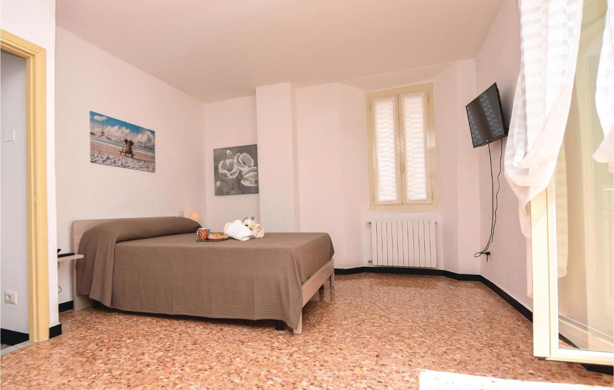 Amazing Apartment In Albenga With Wifi Exterior photo